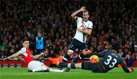 他们的缺席 他们的缺席